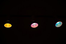 Thinking in dichromatic images.
